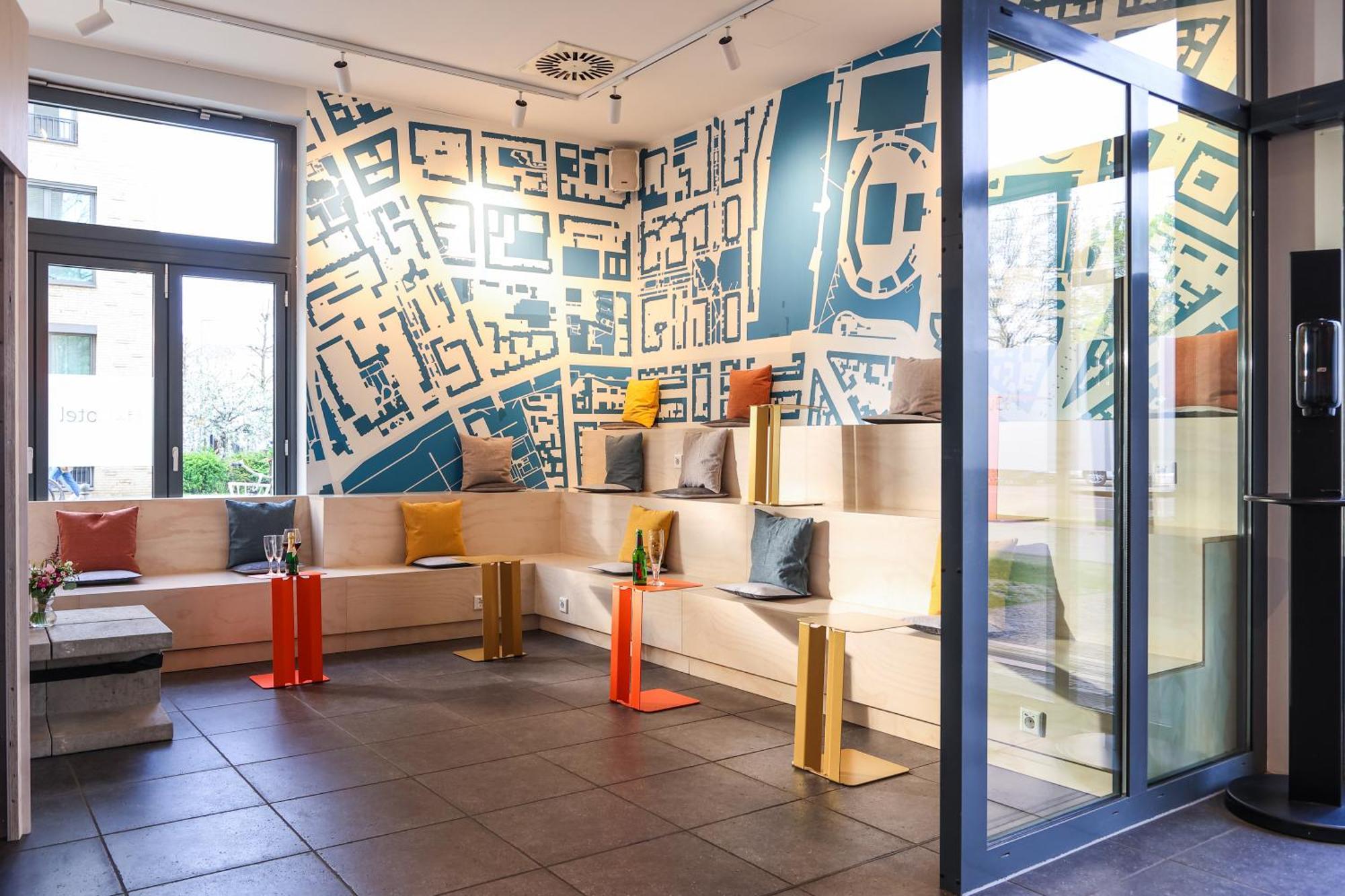H+ Hotel 4Youth — Photos 3
